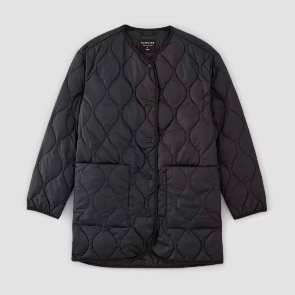 Everlane Black Puffer Jacket with Diamond Quilting